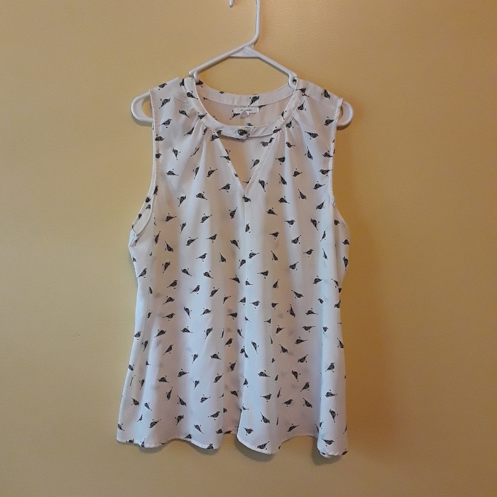 Women's Sleeveless Blouse